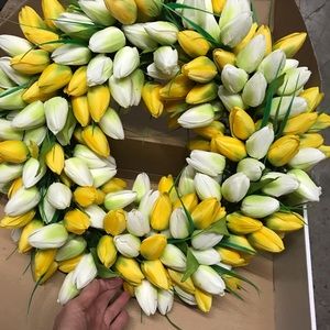 Tulip Wreath in Original Box